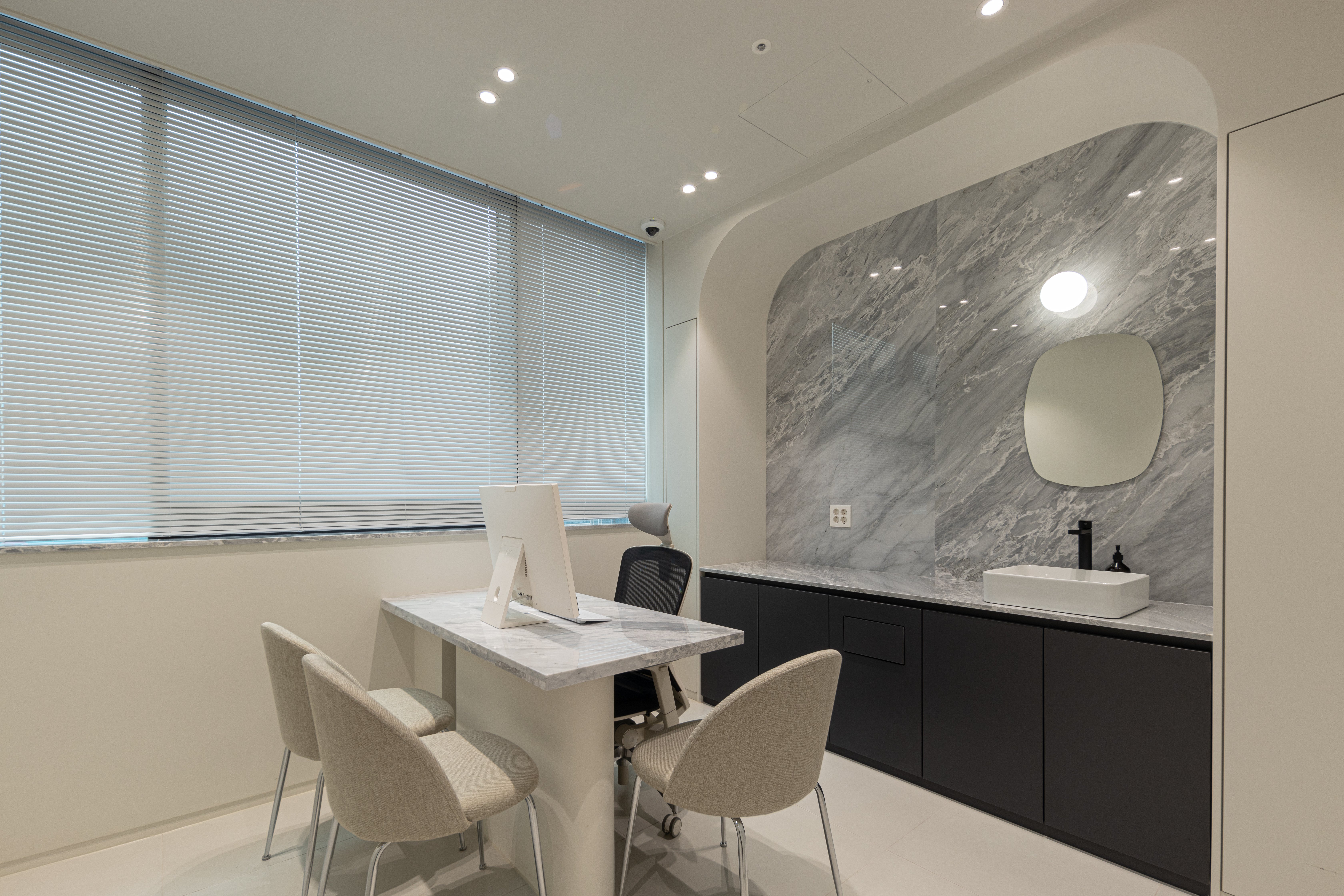 private consultation clinic Seoul.