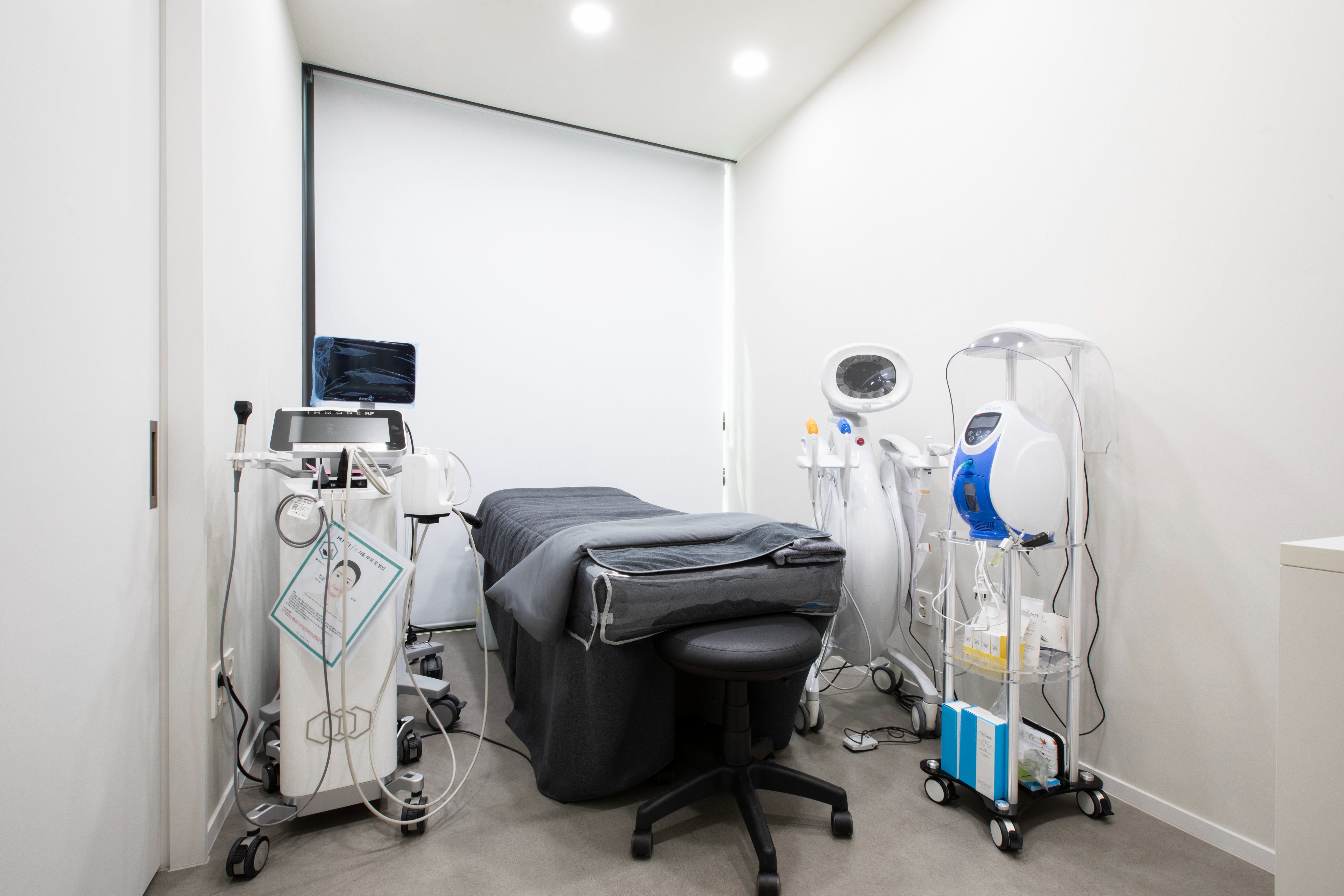 Ultherapy Prime performed by doctor